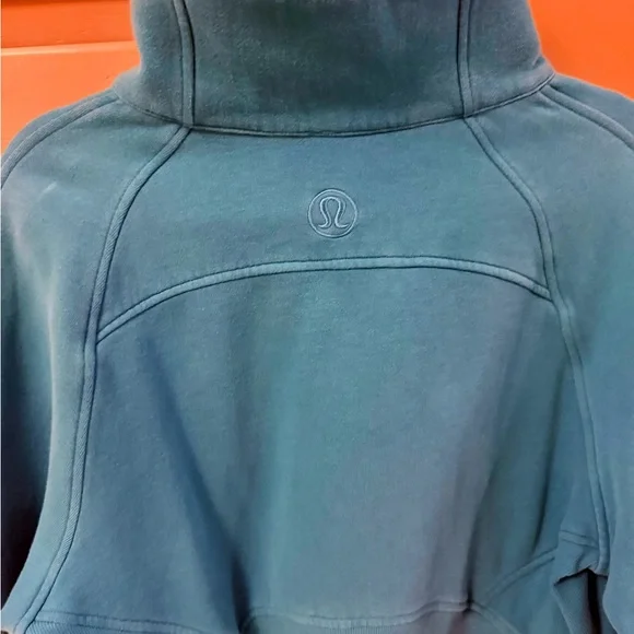 lululemon athletica Teal Half-Zip Pullover - Picture 2 of 3